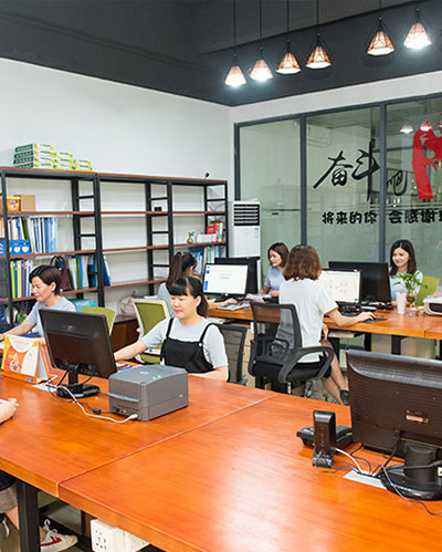 联系91免费黄色国产软件